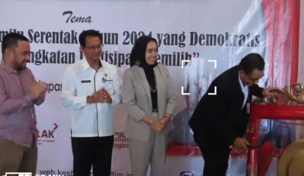 Kesbangpol Kaltim gelar sosialisasi pendidikan politik
