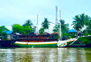RS Apung beri layanan kesehatan gratis di ujung Kutai Timur